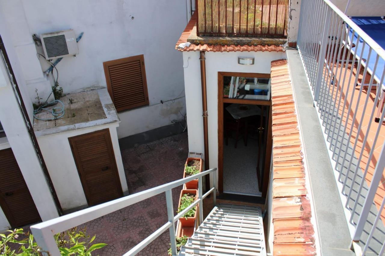 Casa Angelina Villa Termini ภายนอก รูปภาพ